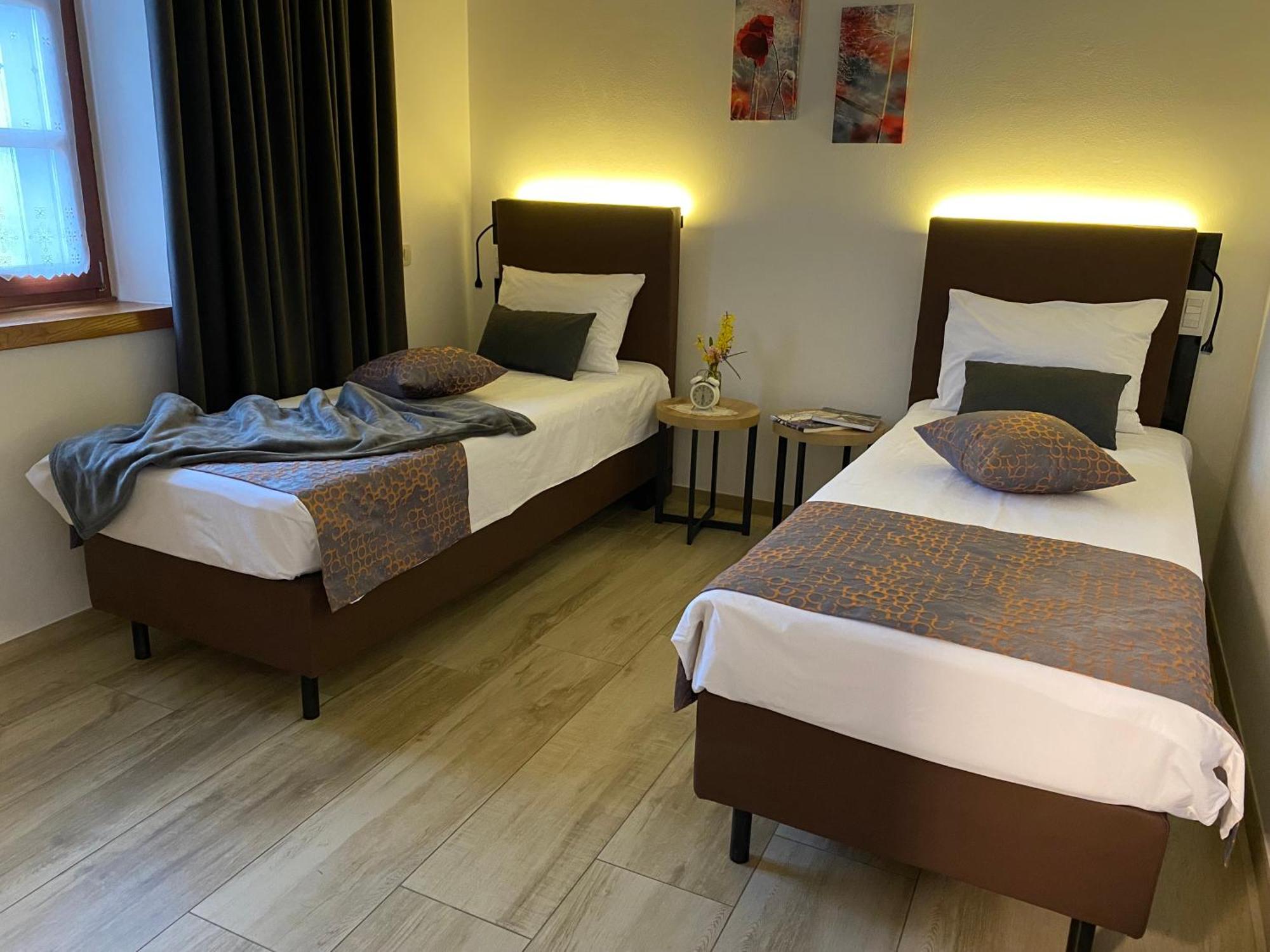 Apartmaji In Sobe Odlicna Hisa Stanjel Exterior photo